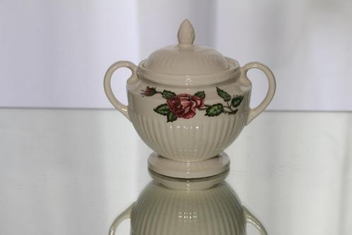 Wedgwood delen (Moss Rose, Edme, Barleston), Huis en Inrichting, Keuken | Servies, Zo goed als nieuw, Wedgwood, Porselein, Ophalen