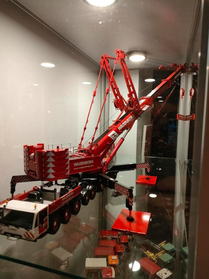 Demag ac700-9 imc van wagenborg, Hobby en Vrije tijd, Modelauto's | 1:50, Zo goed als nieuw, Bus of Vrachtwagen, Overige merken