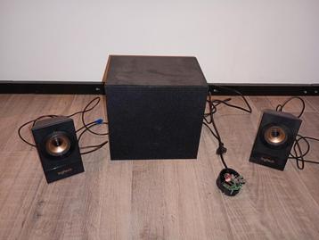 Logitech speaker set beschikbaar voor biedingen