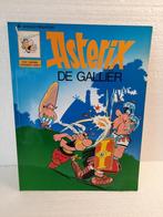 ASTERIX EN OBELIX STRIPBOEK NUMMER 1: ASTERIX DE GALLIËR, Gelezen, Eén stripboek, Ophalen of Verzenden, Goscinny & Uderzo
