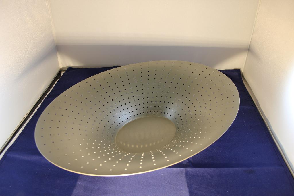 Alessi fruitschaal, Huis en Inrichting, Overige materialen, Schaal, Verzenden, Zo goed als nieuw