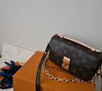 Louis vuitton metis east west, Ophalen of Verzenden, Zwart