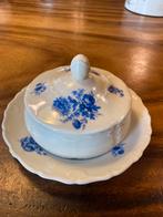 Mosa Maastricht,antieke botervloot,doorsnee 18.5 cm, Antiek en Kunst, Antiek | Servies los, Ophalen of Verzenden