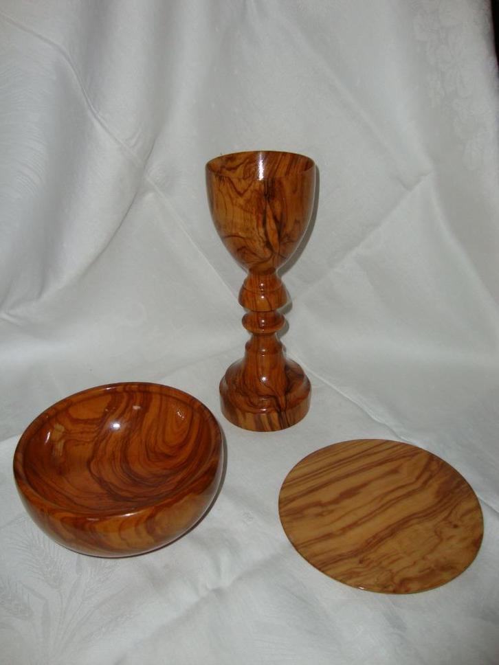 Notenhouten miskelk, pateen en hostieschaal, Antiek en Kunst, Antiek | Religie, Ophalen of Verzenden