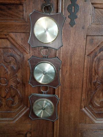 Weerstation  Barometer, temperatuurmeter en hygrometer retro beschikbaar voor biedingen