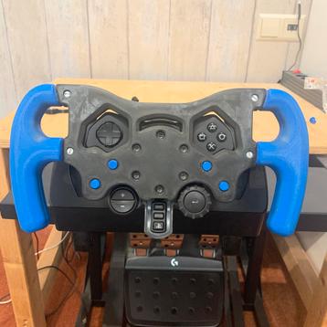 Logitech G923 | Fantatische staat | inclusief origneel stuur beschikbaar voor biedingen