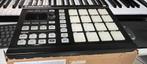 Native instruments Maschine Mikro + Software, Muziek en Instrumenten, Midi-apparatuur, Ophalen of Verzenden, Zo goed als nieuw