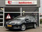Toyota Auris 1.8 Hybrid Trend / Camera / Pano / Navi / 2016, Gebruikt, Euro 6, Met garantie (alle), Origineel Nederlands