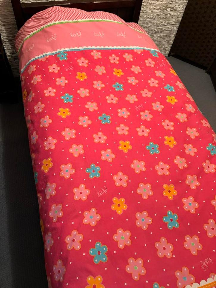 Dekbedovertrek Lief 1-persoons roze met bloemen, Kinderen en Baby's, Kinderkamer | Beddengoed, Zo goed als nieuw, Dekbedovertrek