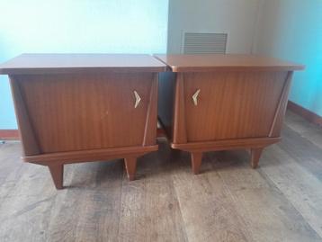 vintage Nachtkastjes - Set van 2 beschikbaar voor biedingen