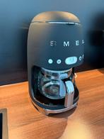 SMEG Koffiemachine Mat Zwart, Witgoed en Apparatuur, Afneembaar waterreservoir, Verzenden, Koffiemachine, Gemalen koffie