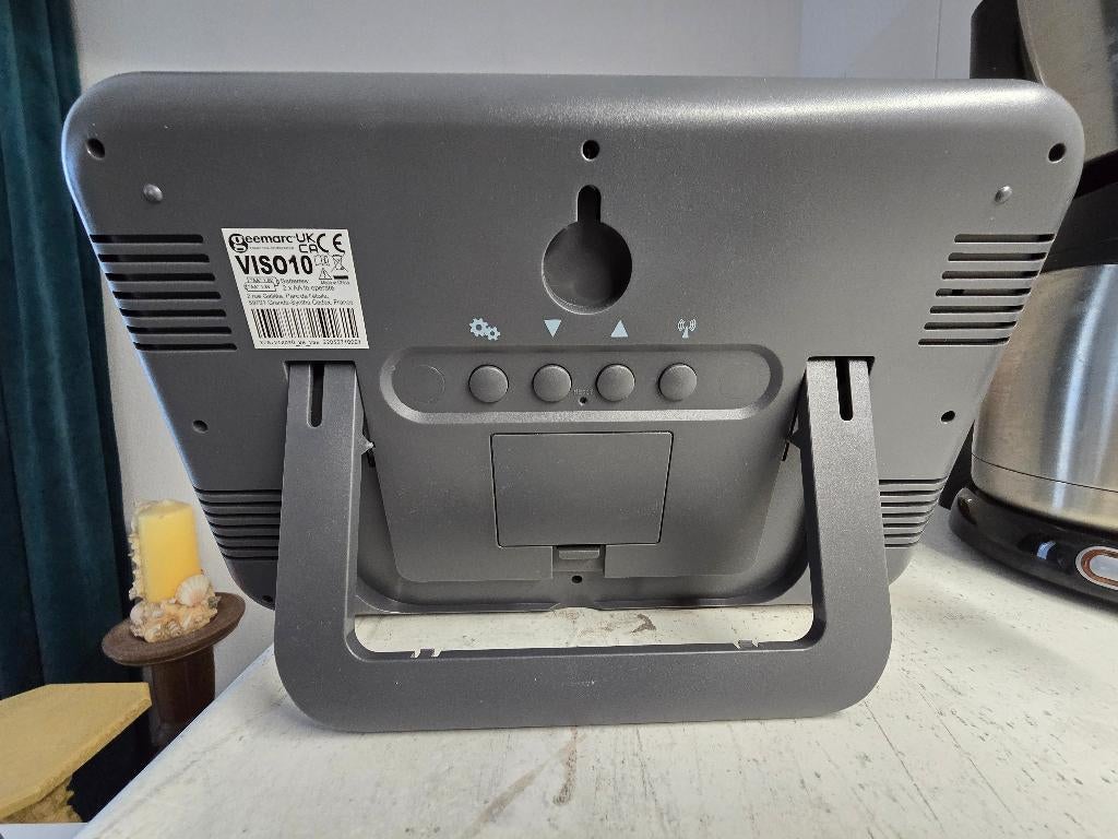 Dementieklok Geemarc Visio 10 op batterij kleur wit, Ophalen of Verzenden, Zo goed als nieuw, Digitaal, Wandklok