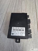 Mercedes C klasse W204 2007-2011 trekhaak module a2215454332, Gebruikt, -, Ophalen of Verzenden, -