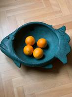 Grote fruitschaal in de vorm van een vis., Ophalen
