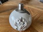 Decoratieve keramische bol met metalen details, Ophalen of Verzenden, Zo goed als nieuw