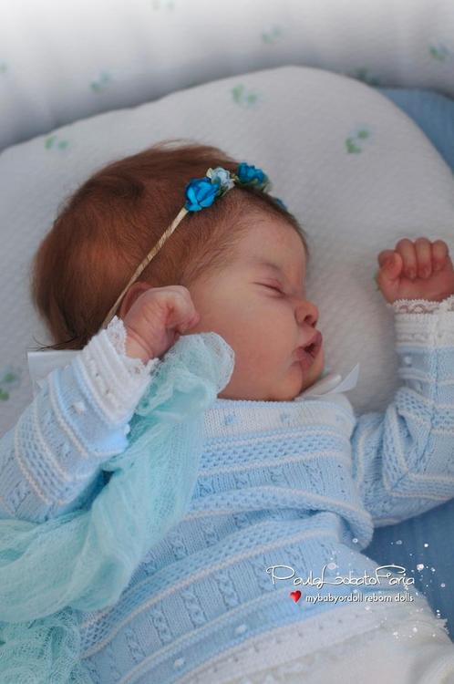 Prachtige reborn baby Quinbee Paula Lobato de Faria, Verzamelen, Poppen, Zo goed als nieuw, Babypop, Levensecht of Reborn, Ophalen of Verzenden