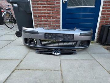 Golf 5 bumper LA7T (met schade) beschikbaar voor biedingen