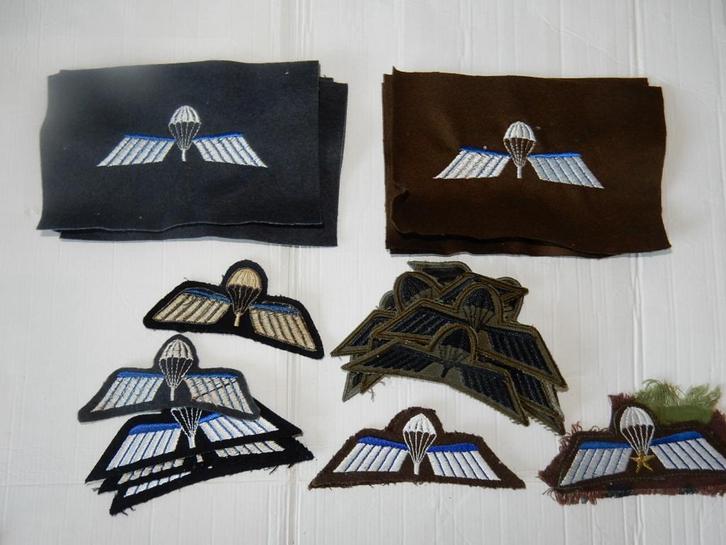 Parawings brevet B en A Nederland, Verzamelen, Militaria | Algemeen, Landmacht, Embleem of Badge, Nederland, Ophalen of Verzenden