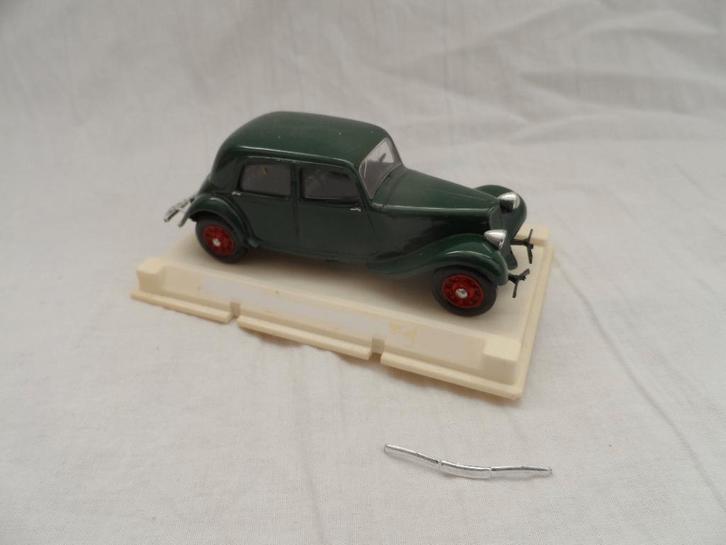 Citroën Traction 1924 groen miniatuur auto, Hobby en Vrije tijd, Modelauto's | 1:43, Gebruikt, Auto, Dinky Toys, Ophalen of Verzenden