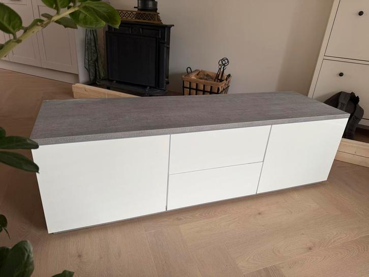 Tv-meubel met opbergruimte, Huis en Inrichting, Kasten | Televisiemeubels, Zo goed als nieuw, Minder dan 100 cm, 100 tot 150 cm