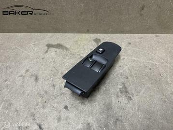 Raamschakelaar linksvoor Mitsubishi Colt VI (4-13) MR587959 beschikbaar voor biedingen