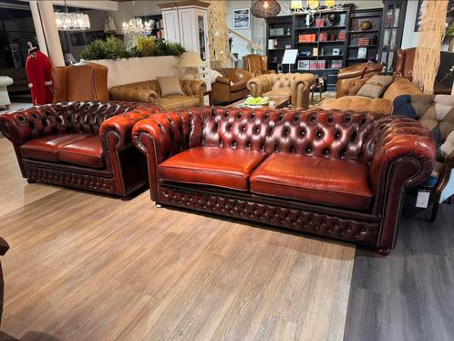 Originele chesterfield bankstel 3+2 zits Oxblood rood leer, Huis en Inrichting, Banken | Bankstellen, Zo goed als nieuw, Ophalen of Verzenden