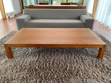 Jan des Bouvrie salontafel / koffietafel - Notenhout beschikbaar voor biedingen