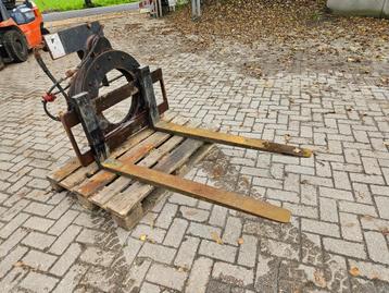 Rotator met vorken, Fem 2 Vorken lang 1.60 M  beschikbaar voor biedingen