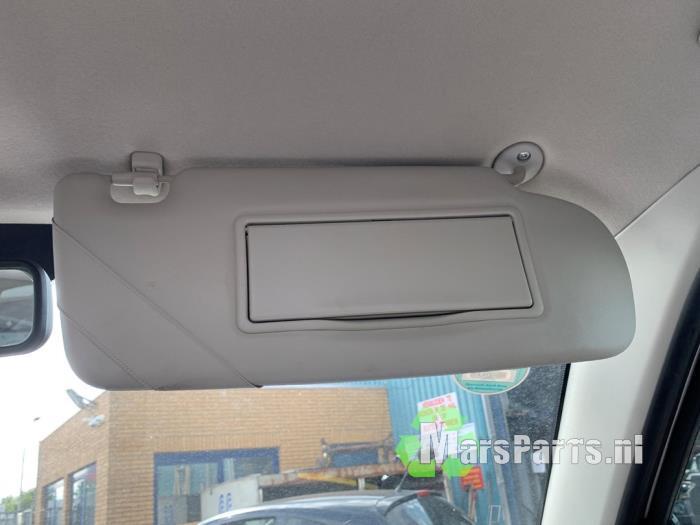 Zonneklep van een Landrover Freelander, Auto-onderdelen, Interieur en Bekleding, Land Rover, Gebruikt, 3 maanden garantie, Ophalen of Verzenden