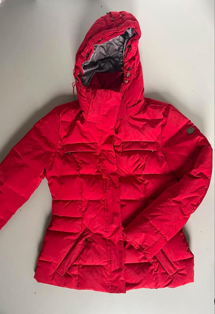 Goldbergh Rode Winterjas Maat 38/40, Kleding | Dames, Jassen | Winter, Zo goed als nieuw, Maat 38/40 (M), Rood, Ophalen of Verzenden