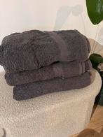 Hema Handdoeken - 100x150 cm - niet gebruikt, Ophalen of Verzenden, Zo goed als nieuw, Grijs, Handdoek