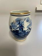 Delfts blauw vaasje Nijmegen, Antiek en Kunst, Antiek | Vazen, Ophalen of Verzenden