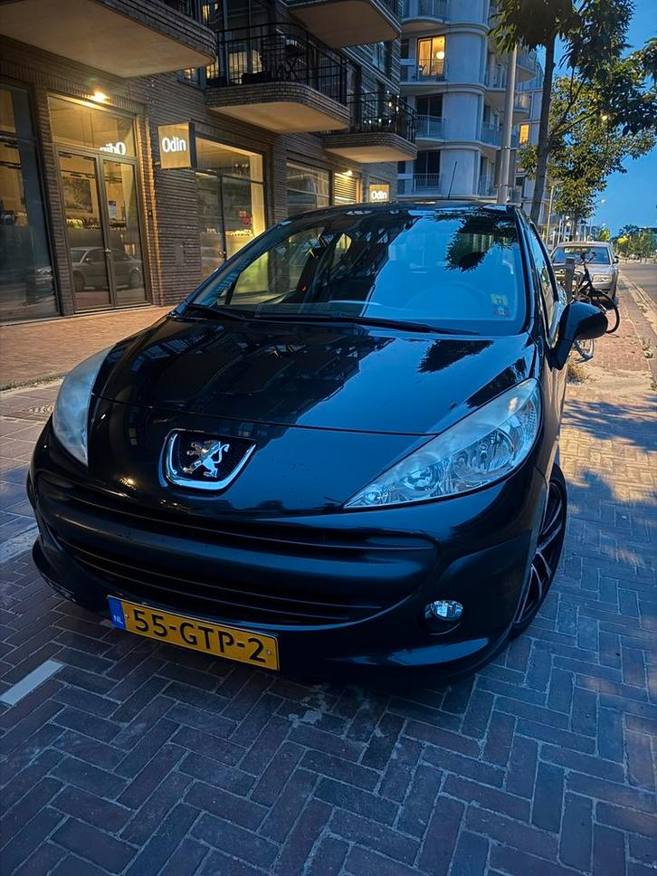 Peugeot 207 Cool 'n Blue | 1.4 benzine | APK 09-2026, Auto's, Peugeot, Bedrijf, Airbags, Airconditioning, Cruise Control, Elektrische ramen