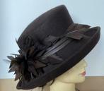 Hoed bruin maat 58 NIEUW, Kleding | Dames, Ophalen of Verzenden, Nieuw, 58 cm (L, 7¼ inch) of meer, Hoed