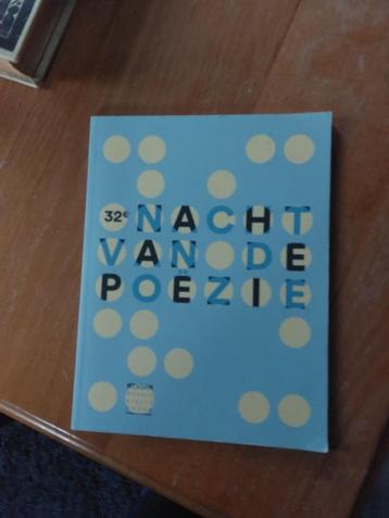 19 dichtbundels , oa Komrij, Wilmink, Deysel, Buddingh beschikbaar voor biedingen