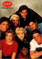 MP Melrose Place (1992), Verzamelen, Ansichtkaarten | Themakaarten, Verzenden, 1980 tot heden, Ongelopen, Sterren en Beroemdheden
