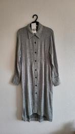 Zara grijze overhemd jurk met lange mouwen maat 38 Nieuw, Kleding | Dames, Jurken, Nieuw, Zara, Grijs, Maat 38/40 (M)