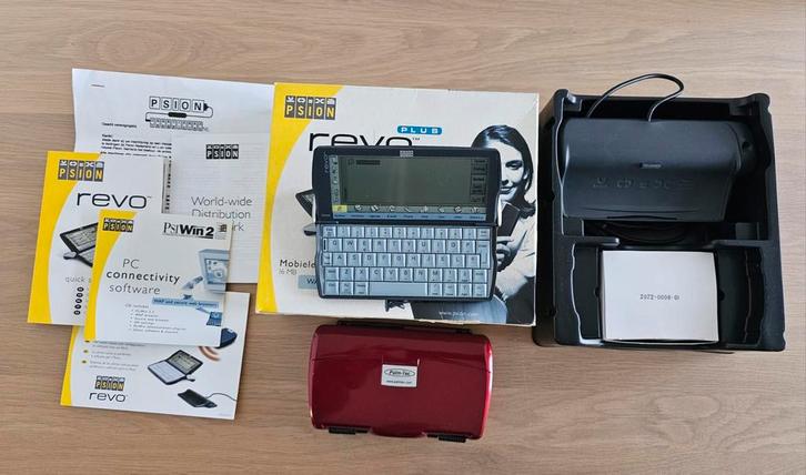 Psion Revo Plus 16MB - Compleet in Doos!, Computers en Software, Overige Computers en Software, Zo goed als nieuw, Verzenden
