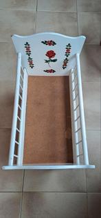 Houten poppenbedje, Ophalen, Zo goed als nieuw, Babypop