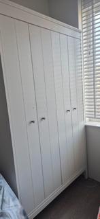 Witte kledingkast, 121x209cm, zo goed als nieuw!, Ophalen, Overige materialen, 100 tot 150 cm, 200 cm of meer