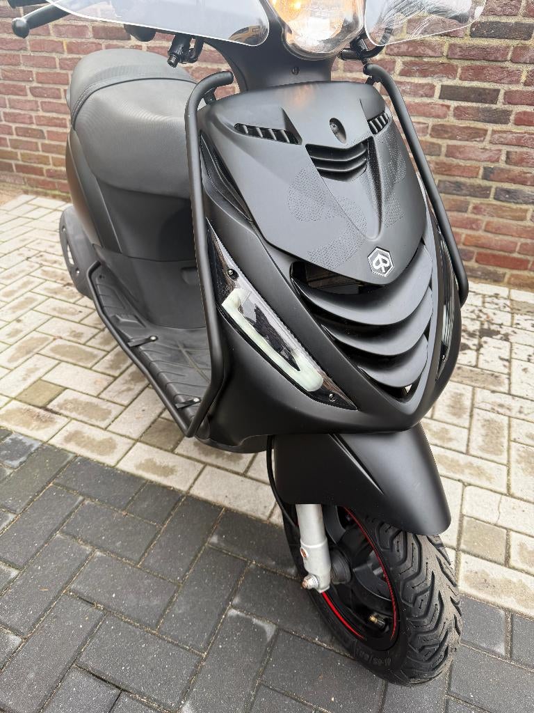 Piaggio zip 2019 | Top staat | 10204km EERSTE eigenaar, Maximaal 45 km/u, Ophalen of Verzenden, Zo goed als nieuw, DROSTWEEWIELERS