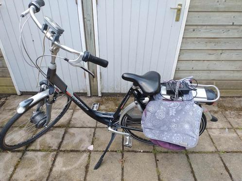 Gazelle Xtra Innergy luxe uitvoering km.7792  Met 1 min punt, Fietsen en Brommers, Elektrische fietsen, Zo goed als nieuw, Gazelle