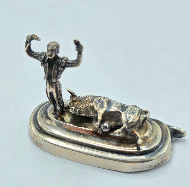 Zilveren Miniatuur Stierenvechten Spanje, Antiek en Kunst, Antiek | Goud en Zilver, Verzenden