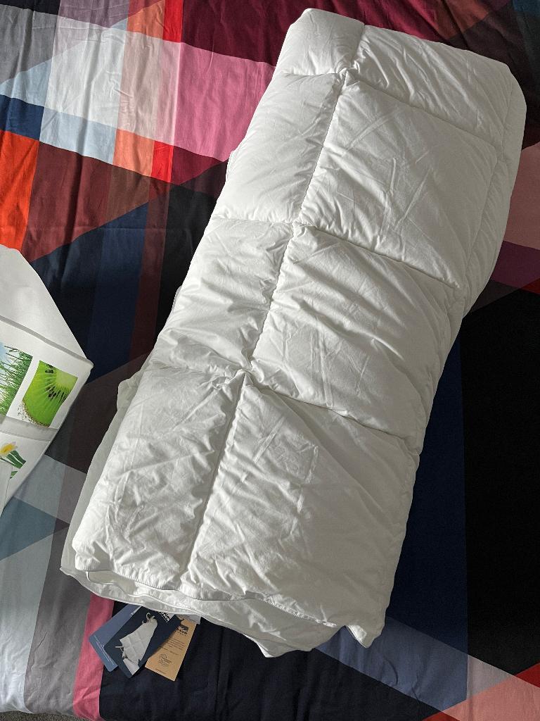 Polydaun Elke dekbed 240 x 220, Wit, Ophalen of Verzenden, Deken of Dekbed, Nieuw