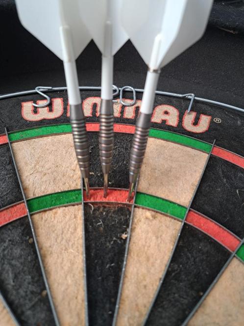 Dartpijlen - Verschillende Sets Beschikbaar!, Sport en Fitness, Darts, Zo goed als nieuw, Pijlen, Ophalen of Verzenden