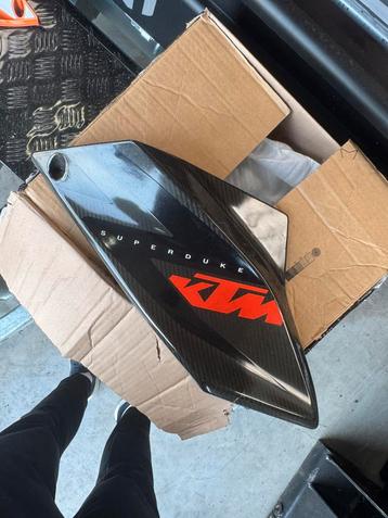 Carbon tank fairring KTM 1290 Super Duke R Gen 1 beschikbaar voor biedingen