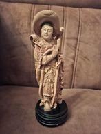 Aziatisch Ivoor Beeldje, Antiek en Kunst, Verzenden