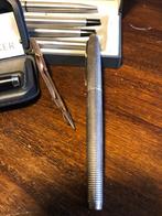 parker pennen, speld, sonnet sterling vulpen, Ophalen of Verzenden, Balpen, Parker