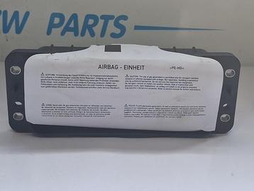 Airbag rechts (Dashboard) van een Volkswagen Golf beschikbaar voor biedingen