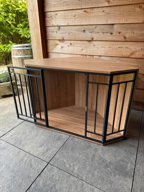 Hondenbench modern en industrieel, Dieren en Toebehoren, Hondenbenches, Zo goed als nieuw, Ophalen